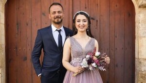 Nişanlı çift maganda kurşunuyla yaralandı