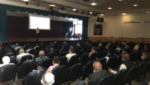 Okul servis araç şoförleri ve rehber personeline eğitim