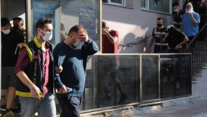 Pasaportlara el koyup fuhuşa zorlamışlar