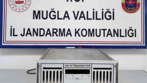 Radyo vericisi çalındı