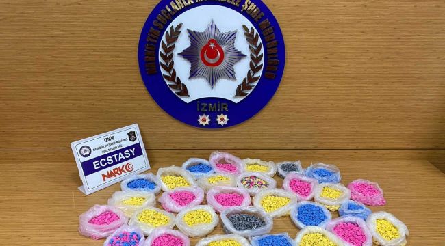 Uyuşturucu tacirleri, otoyol gişelerinde enselendi