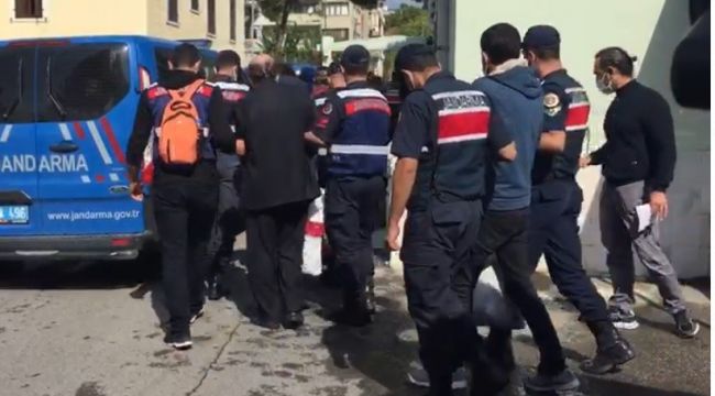 'Yeşil reçete' şebekesinde 2'si doktor 4 yeni tutuklama 