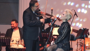 Ada Maksim Linet'le coştu