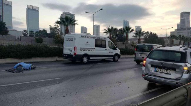 Araç altında sürüklenen motokurye hayatını kaybetti