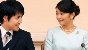 Aşkı prensesliğe tercih eden Mako Japonya'dan ayrıldı