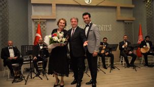 Atatürk sevdiği şarkılarla anıldı