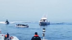 Aynaya bak ne görüyorsun Yunanistan!