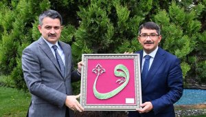 Başkan Çelik, Bakan Pakdemirli ile yapılacak hizmetleri görüştü