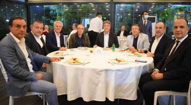 Başkan İduğ 2.5 yılını iş insanlarına anlattı