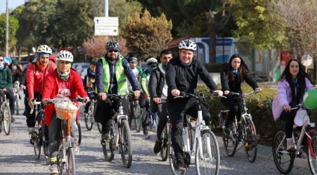 Bergama hafta sonuna sağlık için pedal basarak başladı