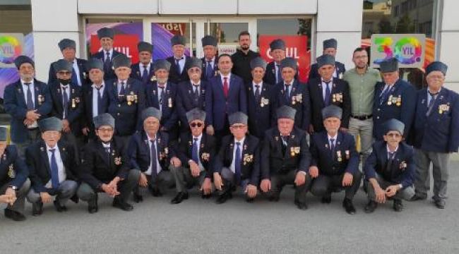 Biga Belediyesi'nden gazilere Kıbrıs gezisi