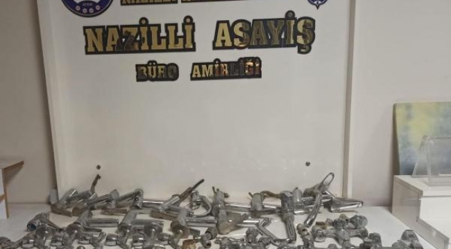 Dernek hırsızları yakalandı