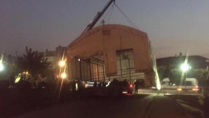 Dev çadırı TIR'la taşıdılar