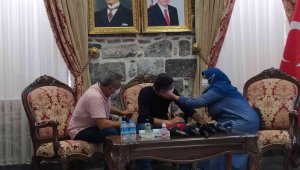 Direnen aileler zafere yakın