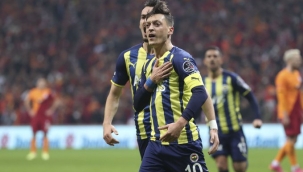 Fenerbahçe 10 kişiyle Galatasaray'ı yendi