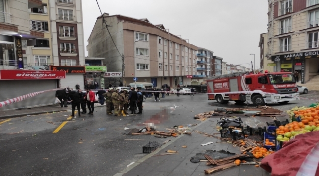 Fırtına nedeniyle iki kişi yaşamını yitirdi