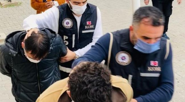 Göçmen kaçakçıları Çeşme'de tutuklandı
