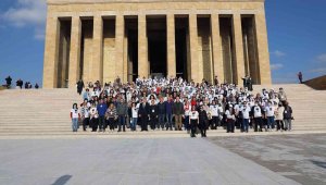 İlk defa Anıtkabir'i ziyaret ettiler
