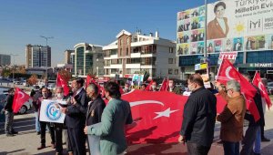 İYİ Parti önünde Türkkan protestosu