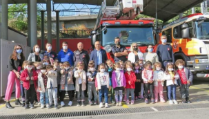İzmir İtfaiyesinin minik ziyaretçileri