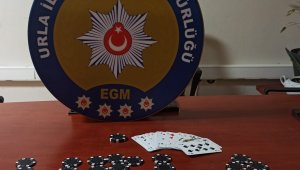 İzmir kumar baskınında binlerce lira ceza kesildi