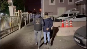 İzmir merkezli FETÖ operasyonunda 76 gözaltı