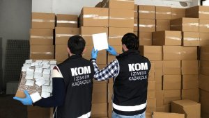 İzmir'de 3 operasyon da yüzlerce kaçak ürün yakalandı