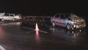 İzmir'de feci kaza: 1 ölü, 2 yaralı