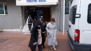 İzmir'den İtalya'ya kaçmak isteyen 9 FETÖ şüphelisi tutuklandı 