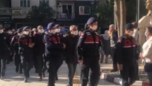 Kemalpaşa rüşvet operasyonunda 3 tutuklama