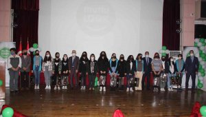 Lise öğrencilerine 'MutluLOOK'