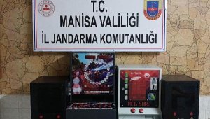 Manisa'da kafeteryaya kumar baskını