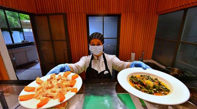 Meslek fabrikası sayesinde üç kadın daha hayalini gerçekleştirdi