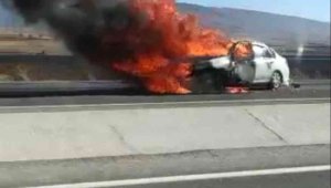 Otomobil alev aldı, sürücü ucuz atlattı