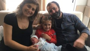 Öykü Arin'e yüzde yüz uyumlu kardeş geldi