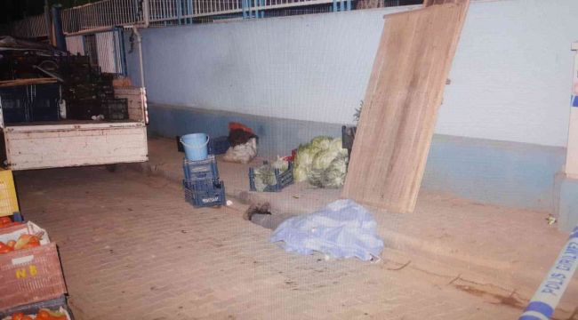 Pazarcıların küfür kavgası kanlı bitti: 1 ölü