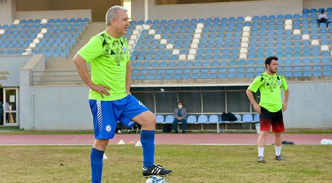 Rektör Budak, Gençlik ve Spor Kulübüne sezon öncesi moral aşıladı