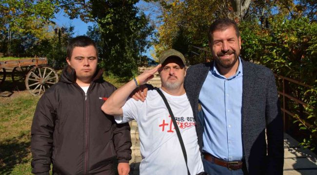 Sındırgı'da down sendromlu sporculara mutluluk gecesi