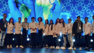 Urlalı lise öğrencileri Dünya aşçılık yarışmasında ikinci oldu!