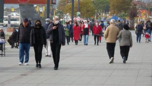 Vakaların arttığı Balıkesir'de esnaftan 'aşı ve tedbir' çağrısı