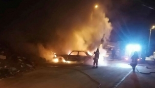 2 milyon liralık otomobil alev alev yandı