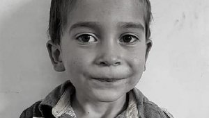 7 yaşında kalp yetmezliğinden öldü