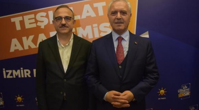 'AK Parti Akademisi daha donanımlı siyasete katkı sağlayacak'