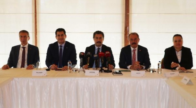 AK Parti'li Cahit Özkan, ekonomi gündemini değerlendirdi