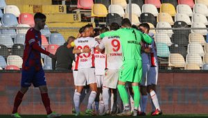 Altınordu evinde Samsun'a yenildi