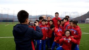 Altınordu'da Burak ve Ahmet gençlerle buluştu