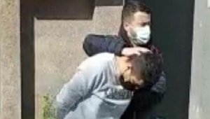 "Annem kendini bıçakladı" demişti, o öldürmüş!