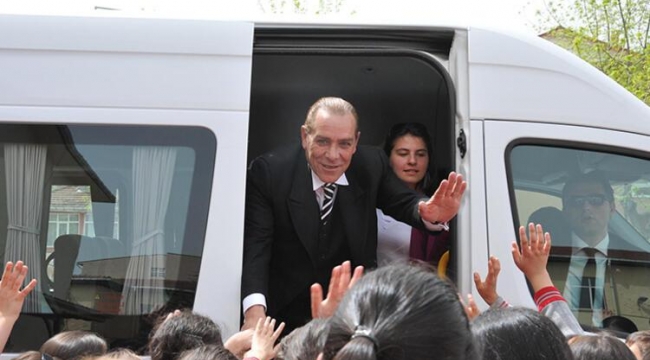 Atatürk'e benzeyen adamın son hali şaşırttı!