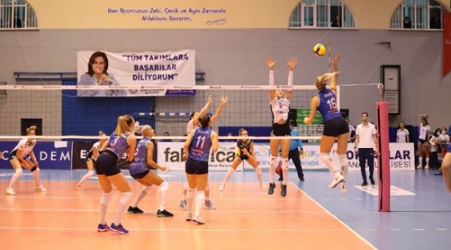 Aydınlı Sultanlar, Macaristan temsilcisini 3-0 yendi