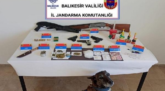 Ayvalık'ta uyuşturucu operasyonu: 27 gözaltı